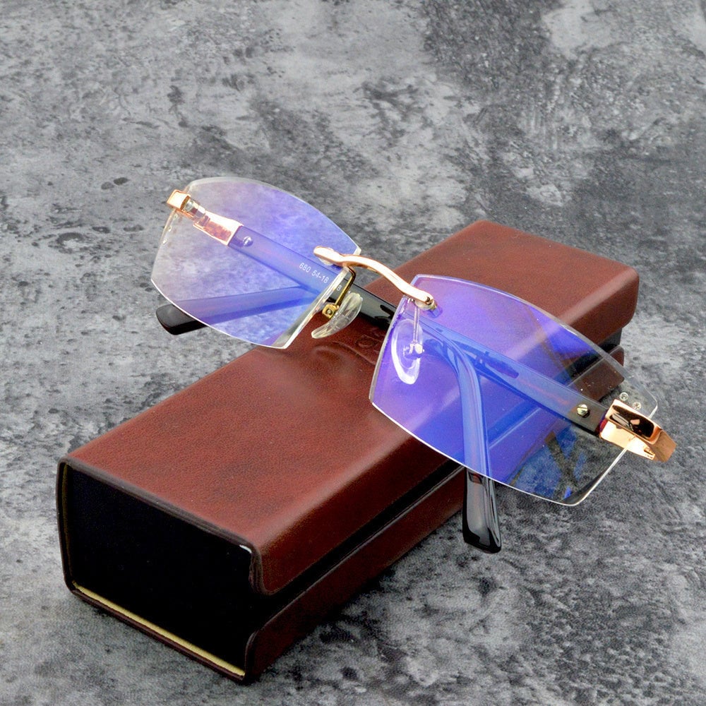 Crystal Clear Reading Glasses – Lightweight Frameless Design with Premium Diamond-Cut Finish