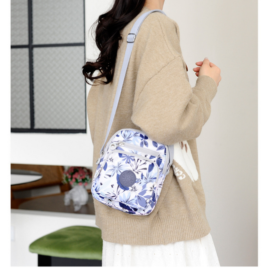 🎁Fashionable Lightweight Bag with Multi-pocket Design💎