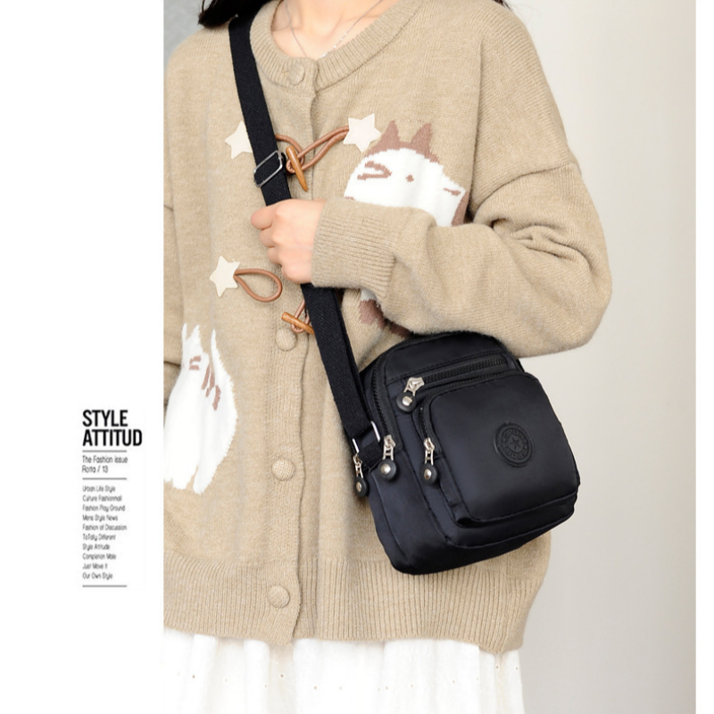 🎁Fashionable Lightweight Bag with Multi-pocket Design💎